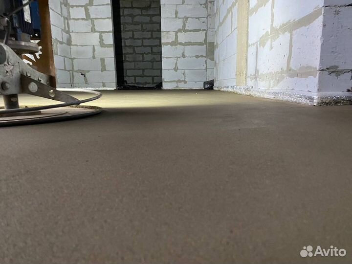 Стяжка пола полусухая