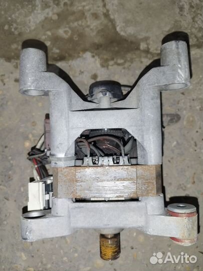 Двигататель стиральной машины