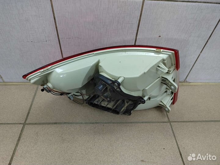 Фонарь задний правый оригинал Skoda Octavia A7