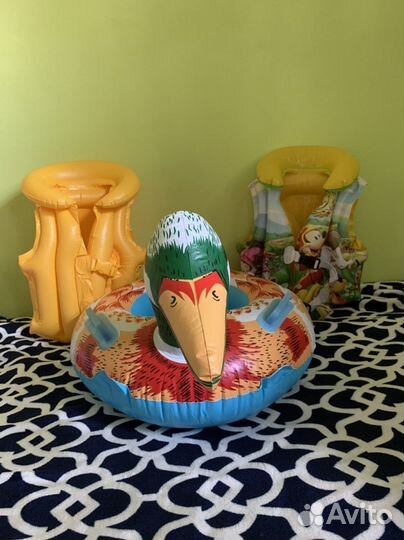 Жилет надувной и круг для плавания пакетом