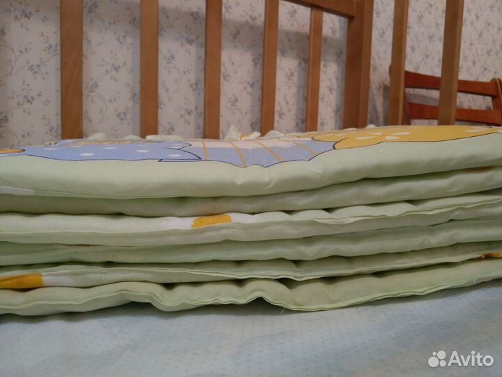 Бортики мягкие в детскую кроватку