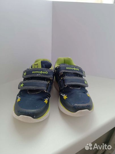 Кроссовки Котофей 24 размер