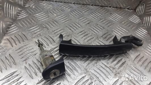 Ручка наружная передняя левая volkswagen passat B5