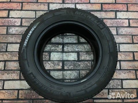 Michelin Agilis 205/65 R16