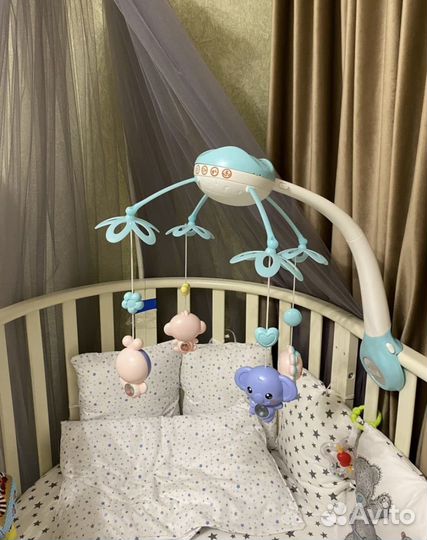 Мобиль на кроватку с проектором