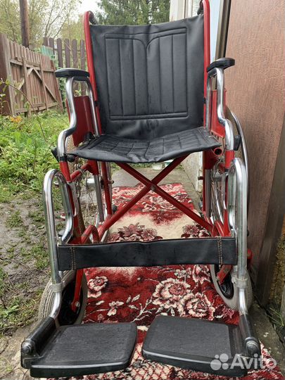 Коляска инвалидная
