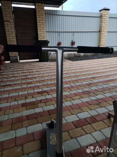 Самокат трюковой можно купить по отдельности