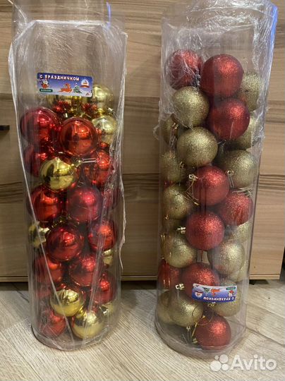 Наборы елочных шаров