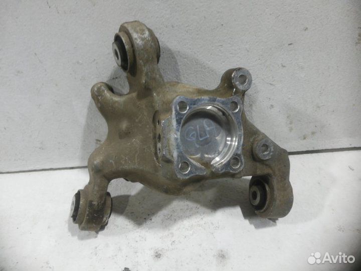 Кулак поворотный задний левый Mercedes Gla