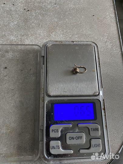 Серьга с брилиантом из царского золота