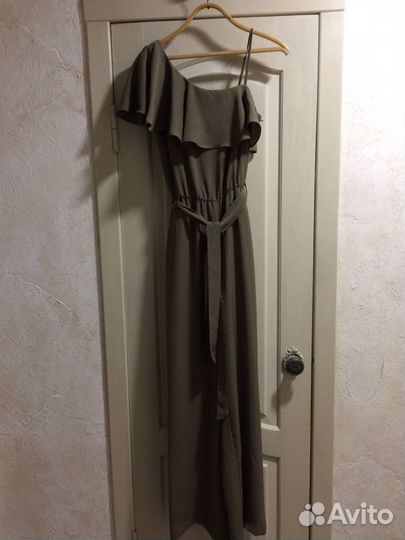 Комбинезон оливкового цвета, р. 46. Рост 160-167см