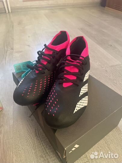 Бутсы adidas predator