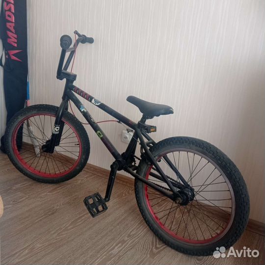 Велосипед BMX