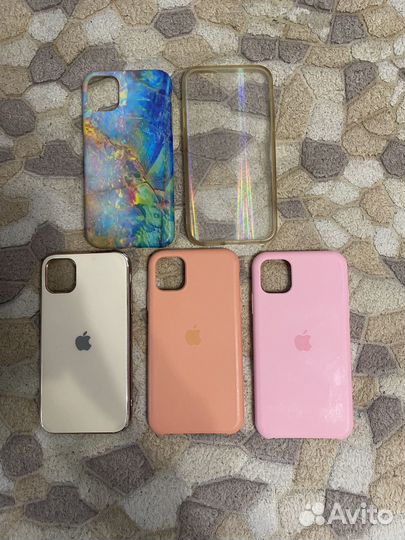 Чехол на iPhone 11