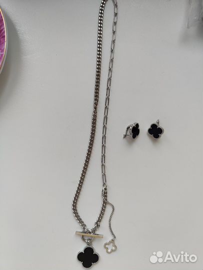 Серьги и подвеска