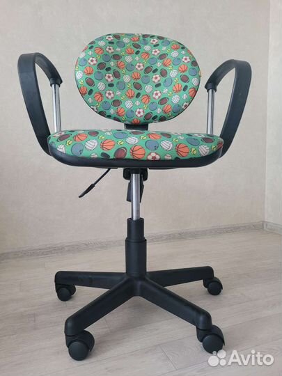 Стул компьютерный