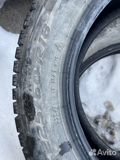 Pirelli Ice Zero 225/60 R18 104T