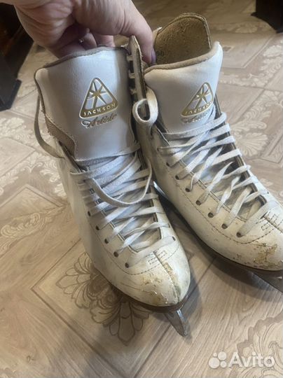 Коньки 38 размер