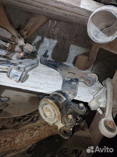 Передние рычаги Форд фокус 2