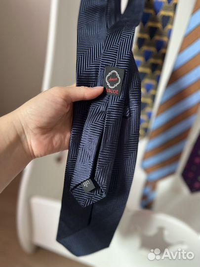 Дорогие брендовые галстуки шелк оригинал