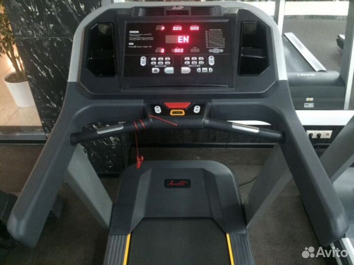 Беговая дорожка AeroFit X4-T LED