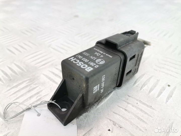 Реле накала свечей Opel Antara 2007 96440063