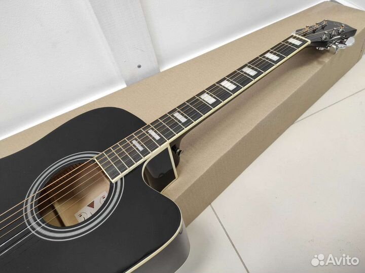 Гитара новая акустическая с большим корпусом
