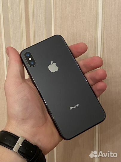 iPhone X, 64 ГБ