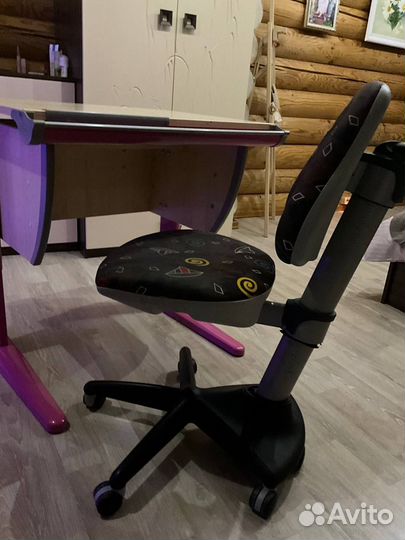 Парта и стул