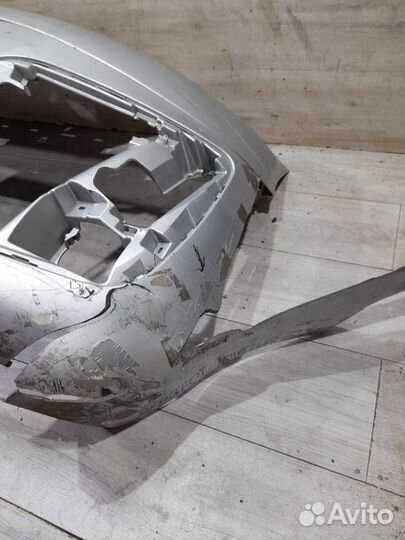 Передний бампер Peugeot Traveller С 2016 Года