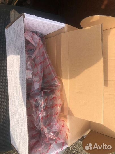 Стойки передние на Рено Сандеро 2 поколение