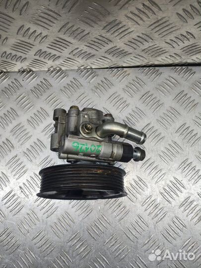Насос гура Toyota Rav4 ACA20 ACA21 1azfe
