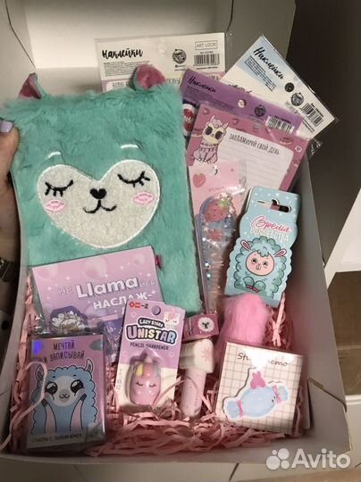 Бокс с милой канцелярией