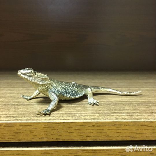 Ящерица бронза