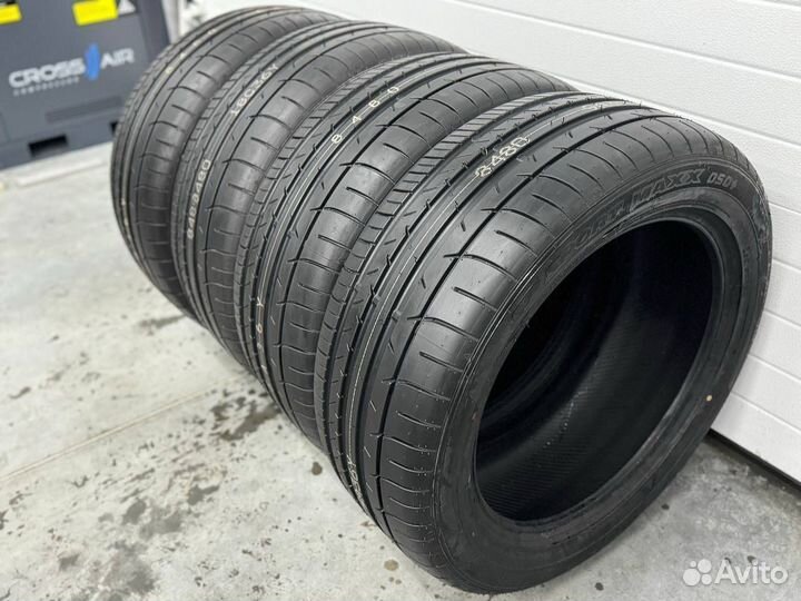 Dunlop SP Sport Maxx 050+ 225/40 R18 и 255/35 R18 94Y