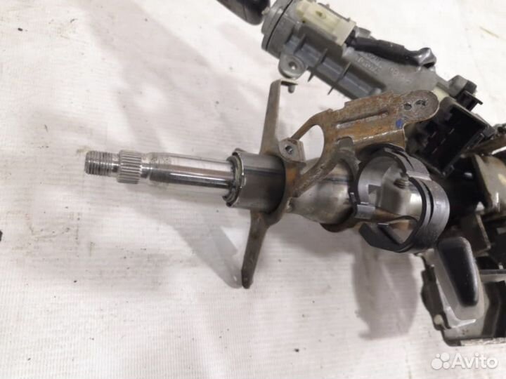 Колонка рулевая с замком зажигания Toyota Avensis