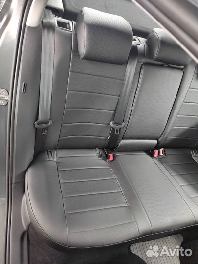 Чехлы для авто на сиденья Volkswagen Polo