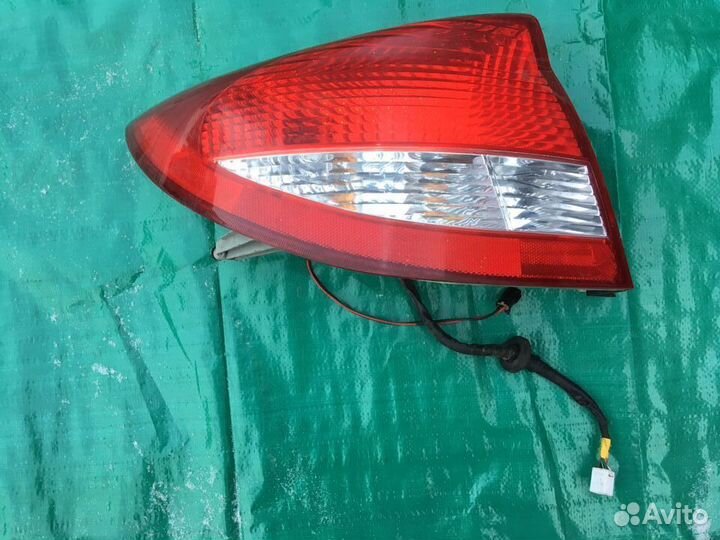 Фонарь задний левый Kia RIO 2000-2005