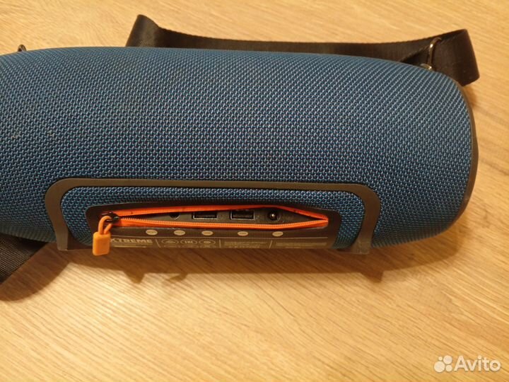 Колонка JBL Xtreme blue