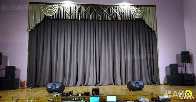 Комплект одежды для сцены дома культуры