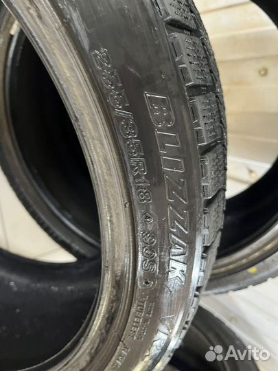 Bridgestone Blizzak VRX 235/40 R18 и 255/35 R18 91S