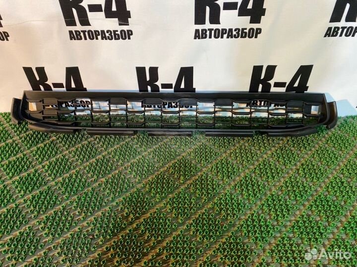 Решетка в бампер передняя Mitsubishi Asx