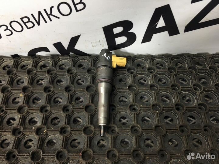 1725282 Форсунка топливная Daf XF105