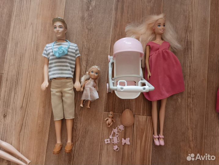 Домик для барби с наборами кукол барби