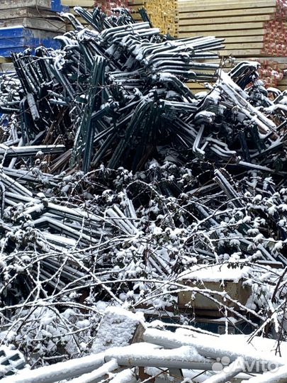 Тренога для стойки опалубки б/у