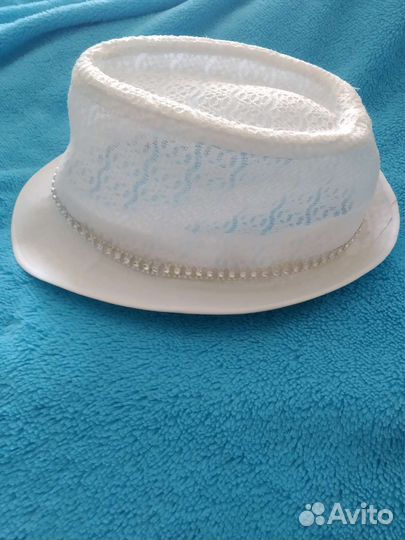 Шляпа белая