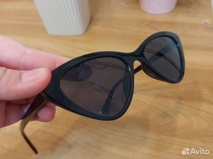 Солнцезащитные очки италия