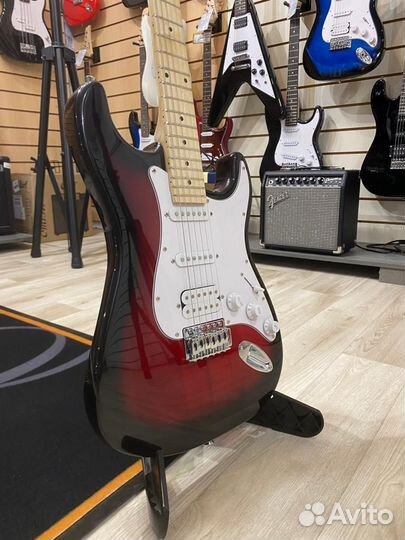 Электрогитара fabio ST200 красная