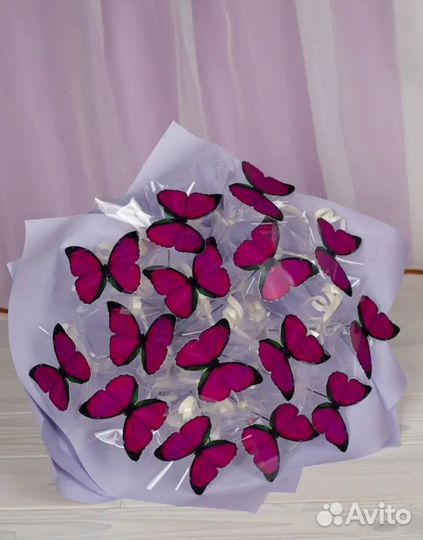 Цветы с бабочками