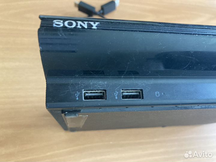 Sony playstation 3 super slim